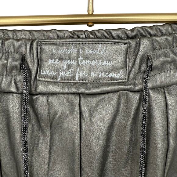 Euro Metallic Silver Faux-Leather Mini Skirt Drawstring Waist Italian Y2K VTG - Picture 2 of 5